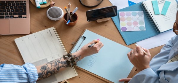 Seu cliente pesquisa sua empresa antes de comprar. O que ele encontra?